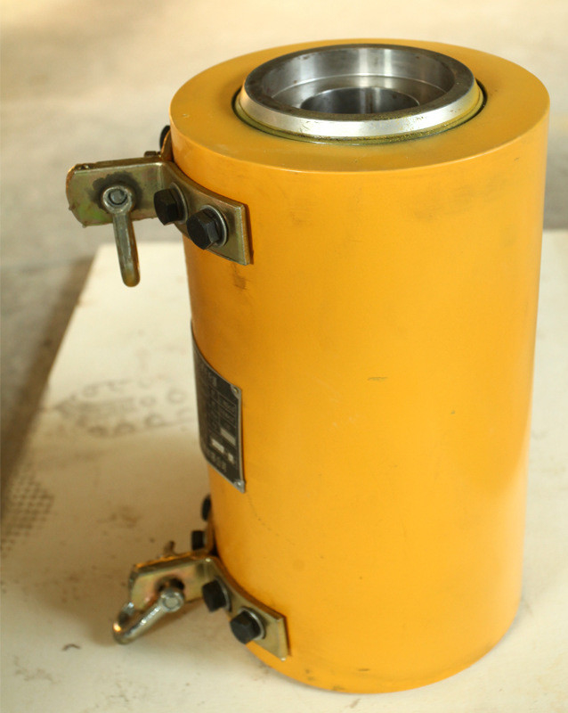 650KN To 6000KN Post Tension Hydraulic Lifting Jack Widely Used In Construction Industry